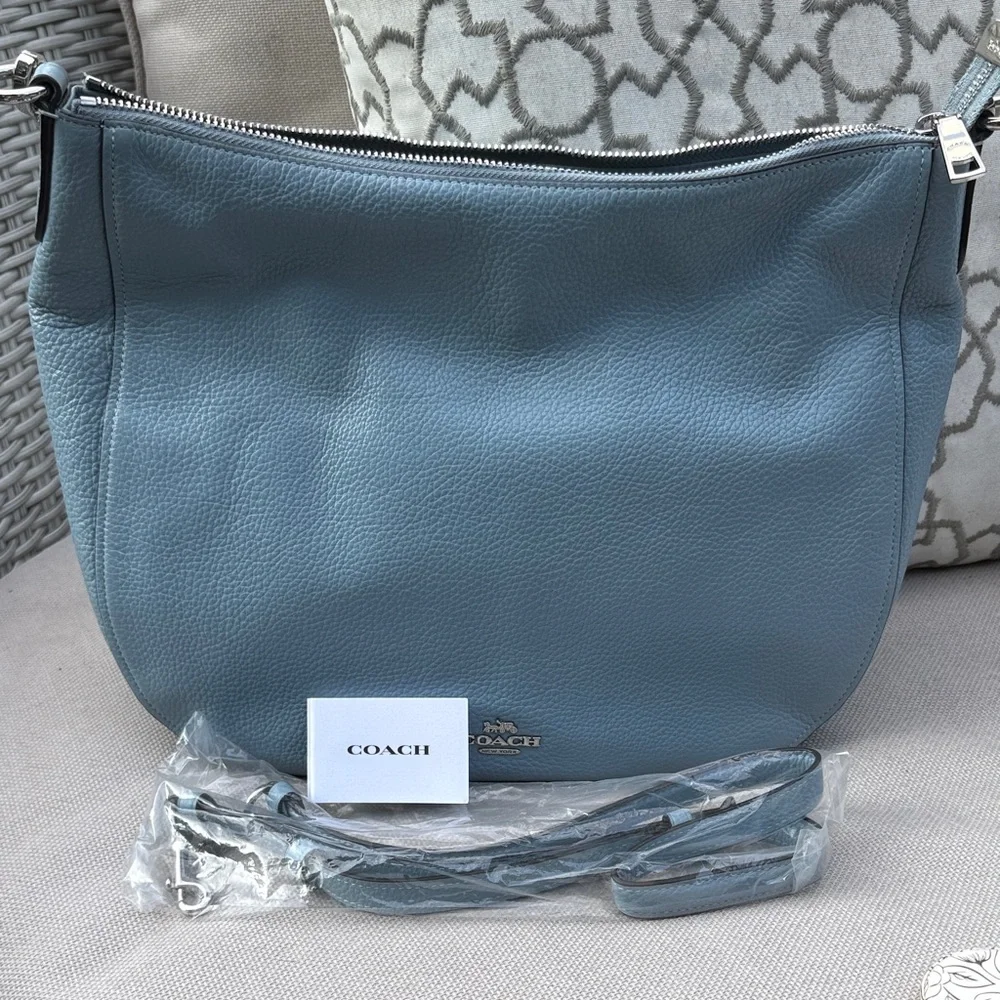 Coach Sky Blue Leather Shoulder Bag - Picture 10 of 16
